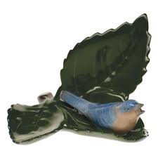 BLUE BIRD ON LEAF