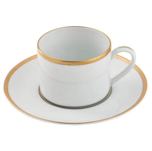 SIGNATURE ULTRA WHITE CAN CUP AND SAUCER